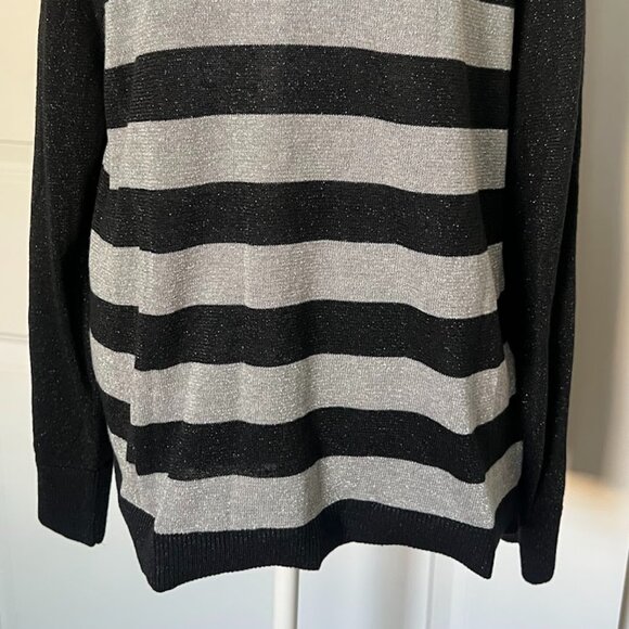 Michael Kors Silver Black Long Sleeve Striped Metallic Sweater Size Large - Picture 3 of 12